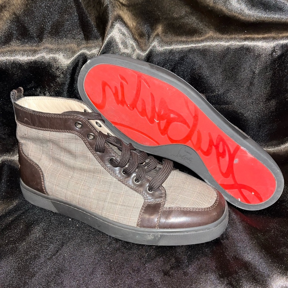 Size 41 brown christian louboutin sneakers